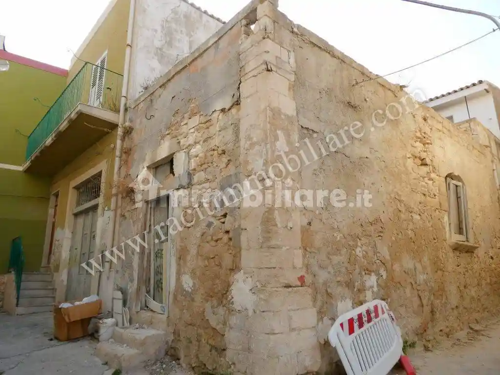 Casa indipendente in vendita a Pozzallo
