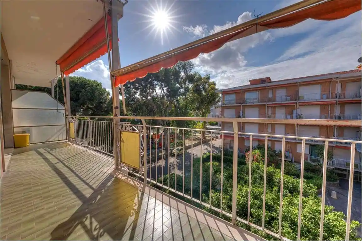 Trilocale vico orti, 4, Centro, Diano Marina - foto 3