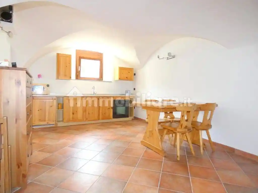 Bilocale via dei Mulini, Centro, Etroubles - foto 5