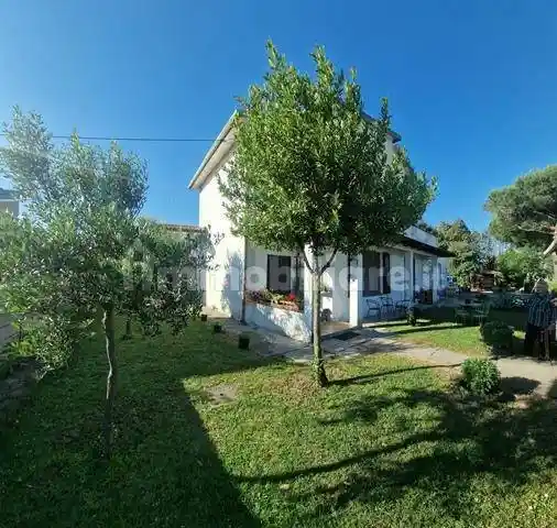 Villa in vendita a Comacchio