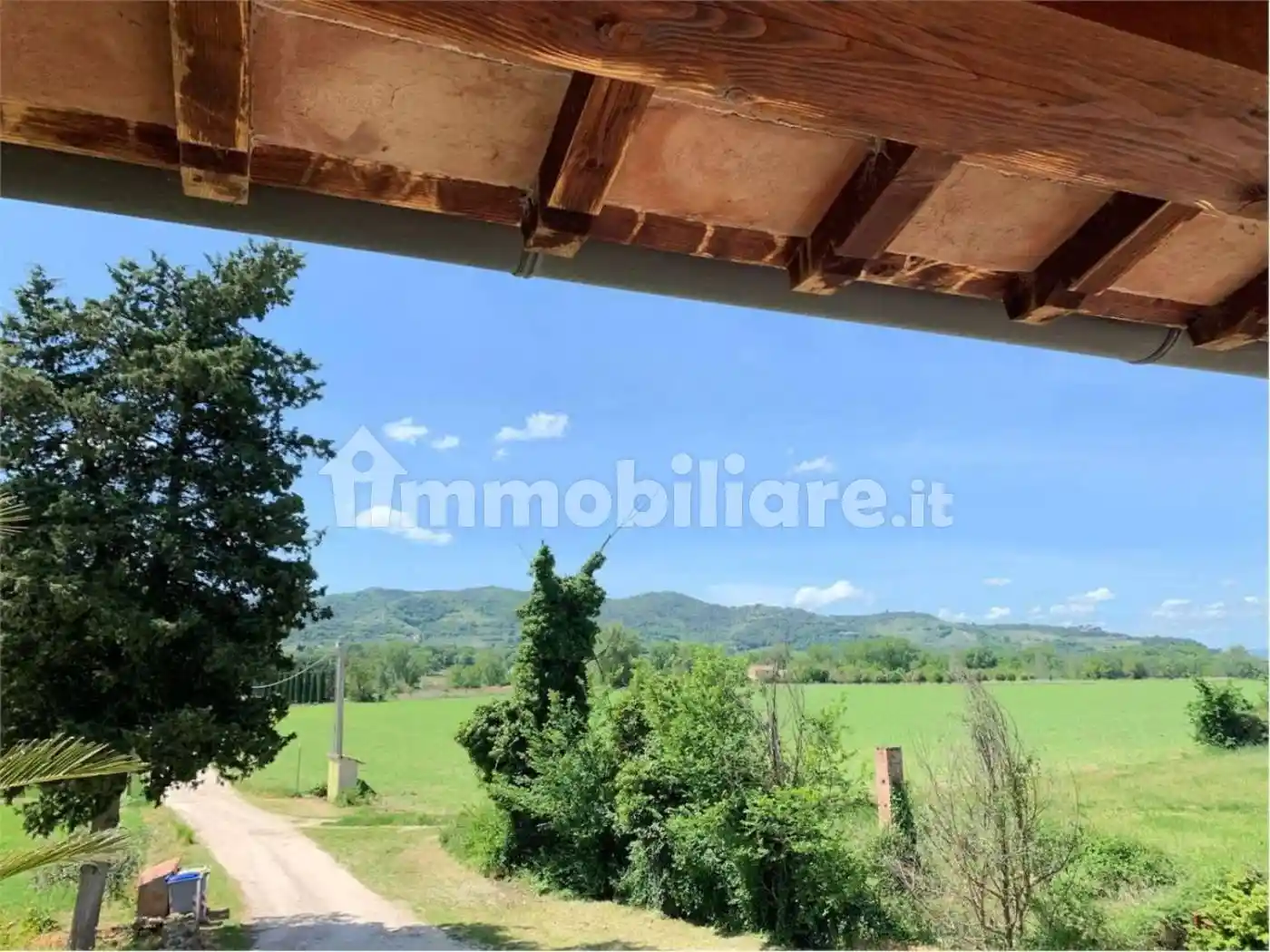 Rustico - Casale in vendita a Bettona