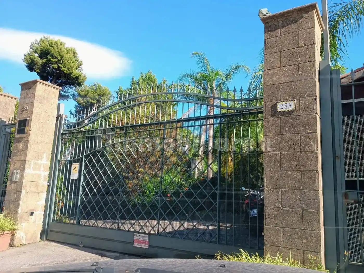 Appartamento in vendita a Napoli