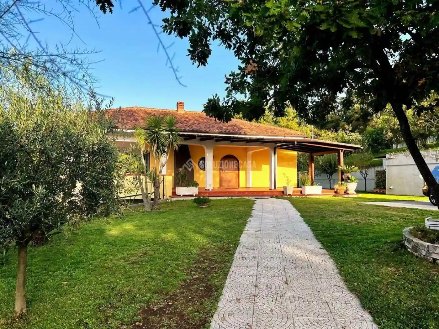 Villa - foto 2