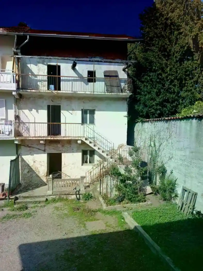 Rustico - Casale in vendita a Varallo Pombia