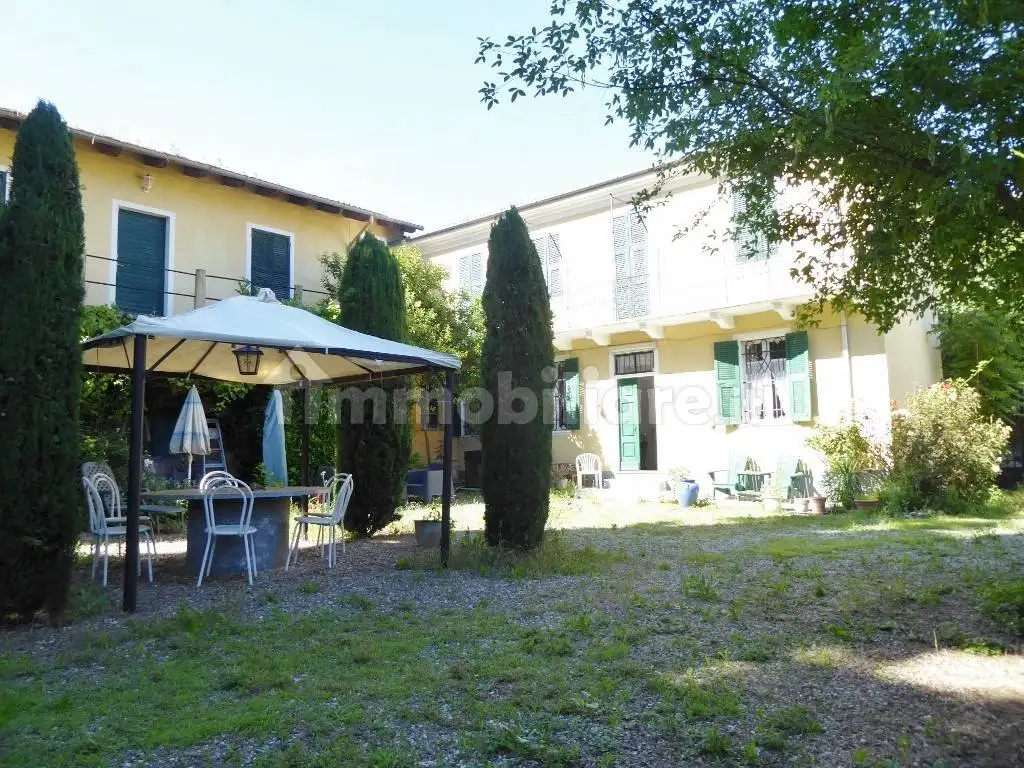 Rustico - Casale in vendita a Orsara Bormida