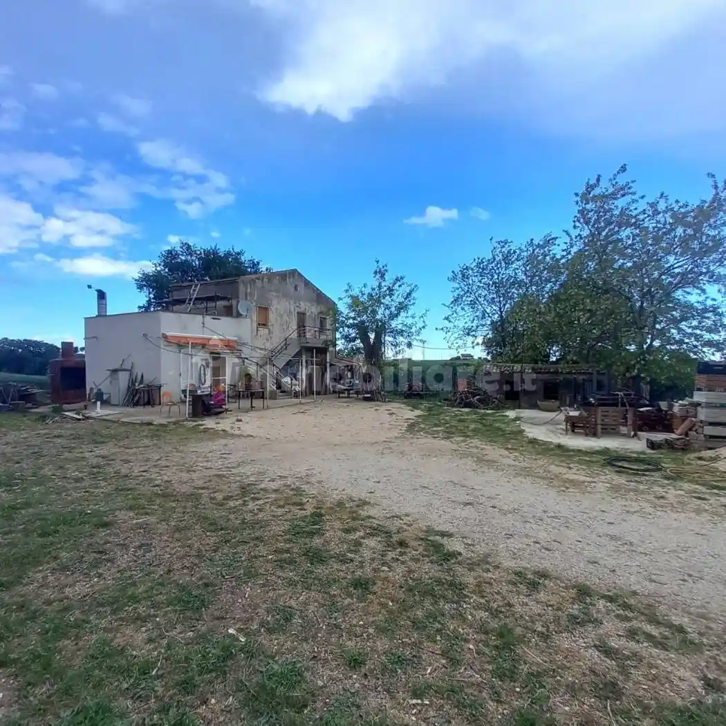 Rustico - Casale in vendita a Petacciato