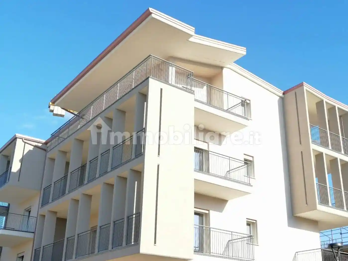 Palazzo - Edificio - foto 2