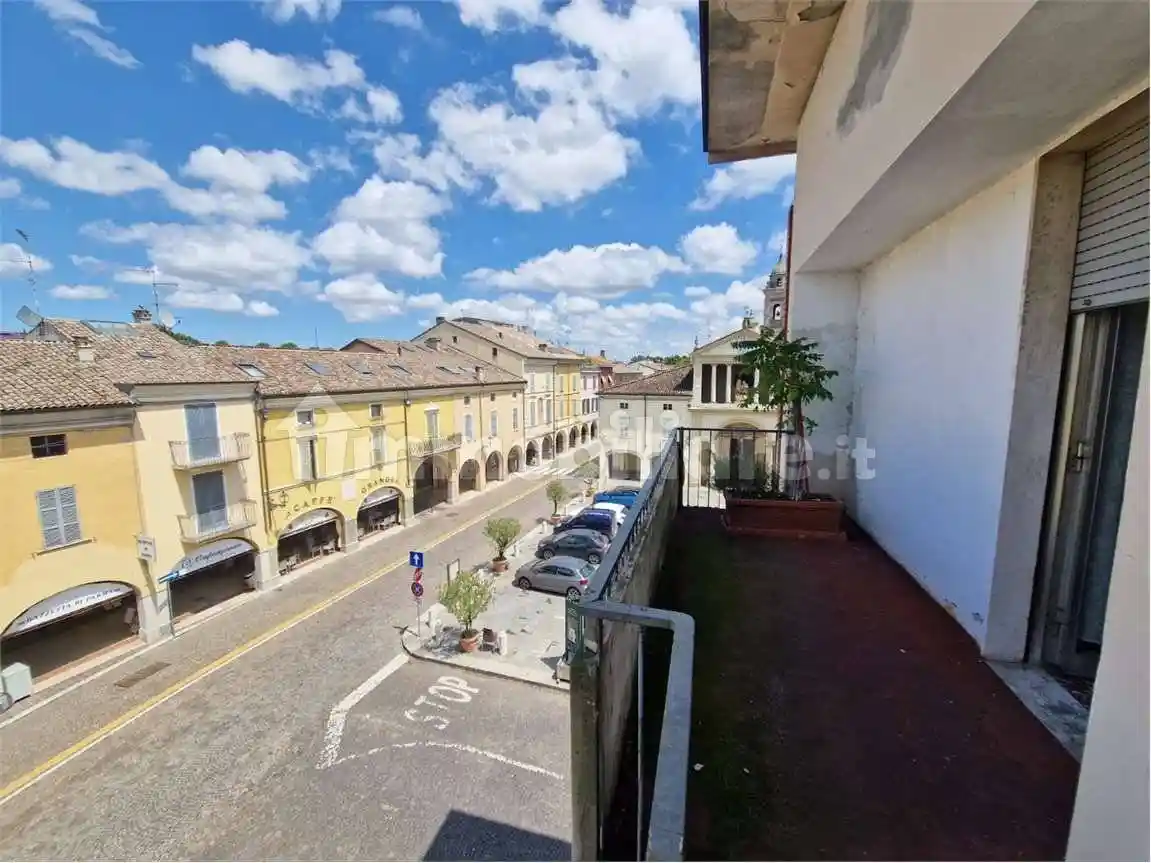 Appartamento in vendita a Soragna