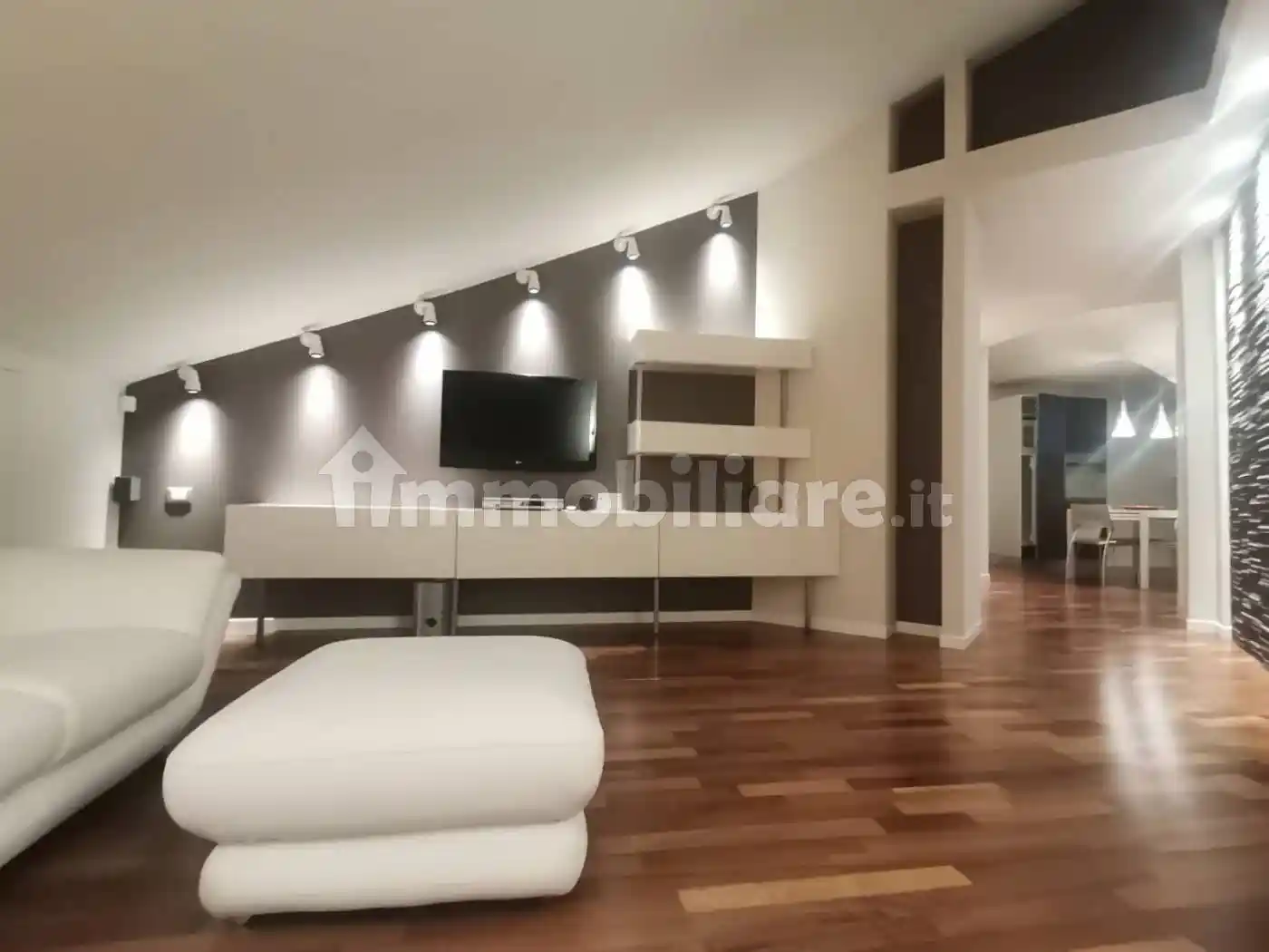 Appartamento in affitto a Alba