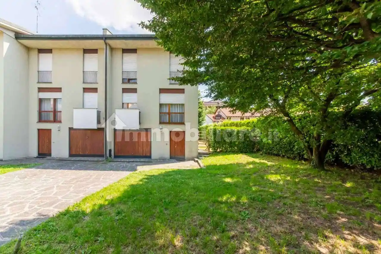 Villetta a schiera in vendita a Arese