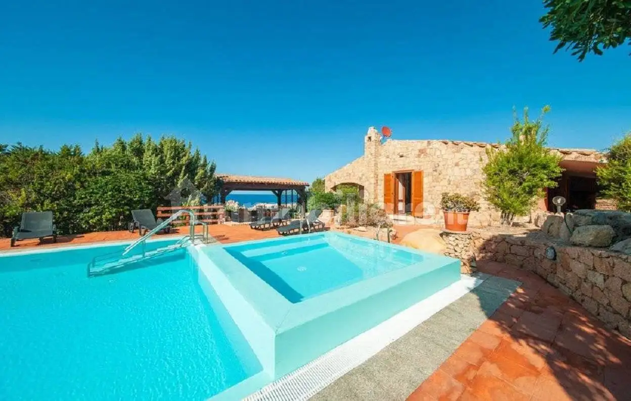 Villa in affitto a Trinità d'Agultu e Vignola