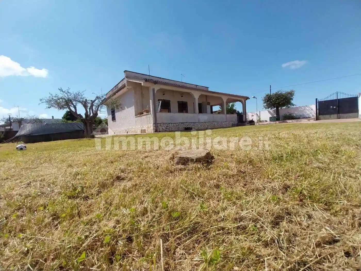 Villa in vendita a Aprilia