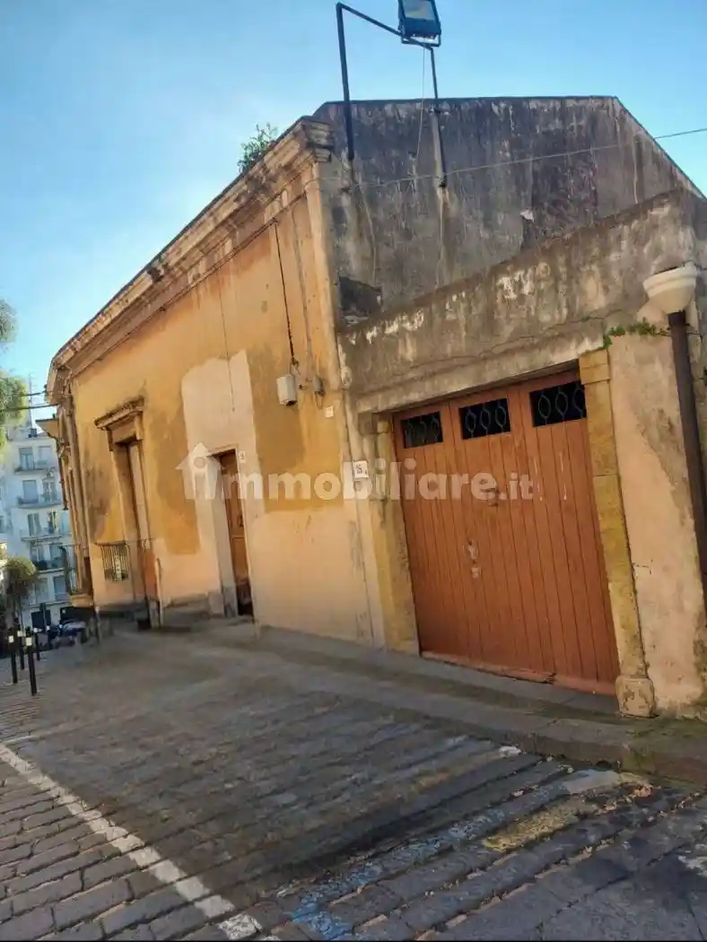 Appartamento in vendita a Acireale