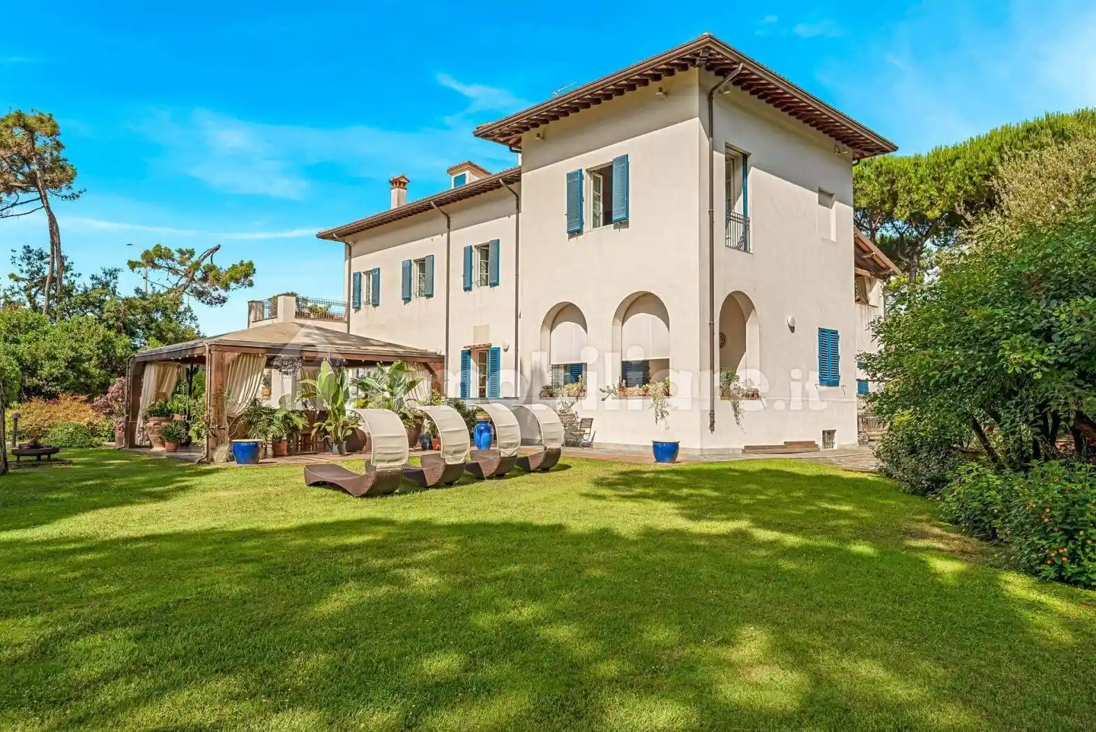 Villa in vendita a Massa