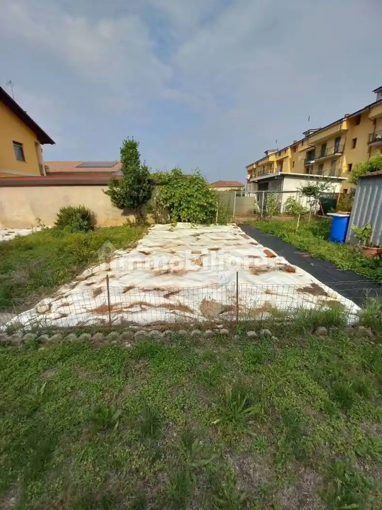 Appartamento in vendita a Busca