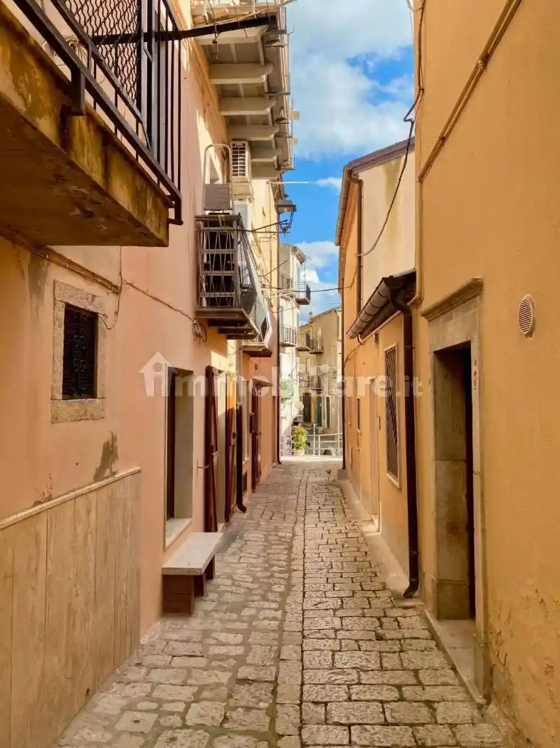 Bilocale via Antonio Labella 3, Centro, Avigliano - foto 2