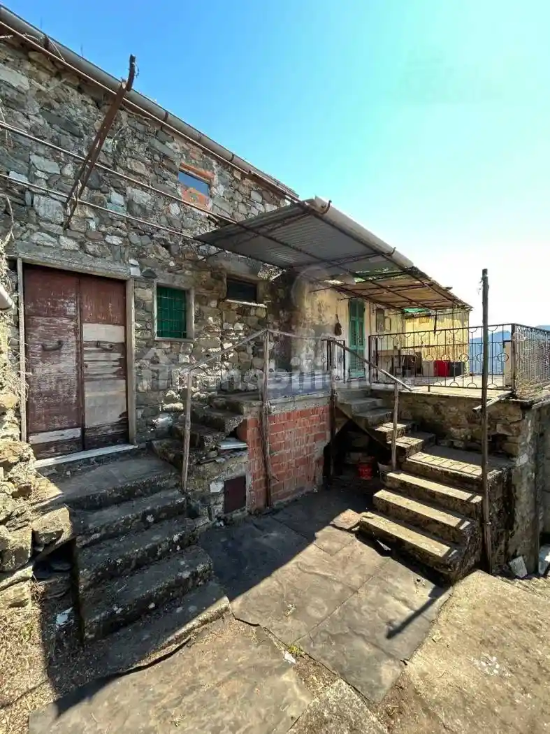 Rustico - Casale in vendita a Aulla