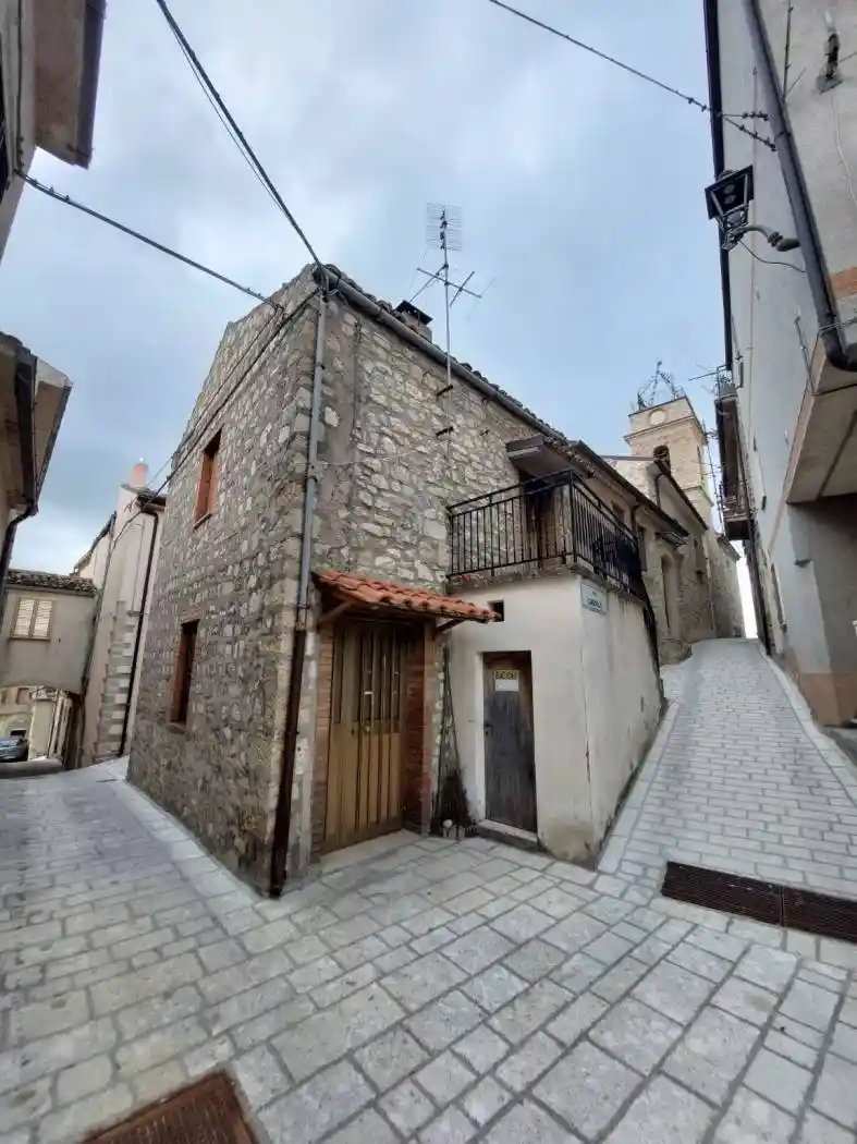 Casa indipendente in vendita a Montemitro