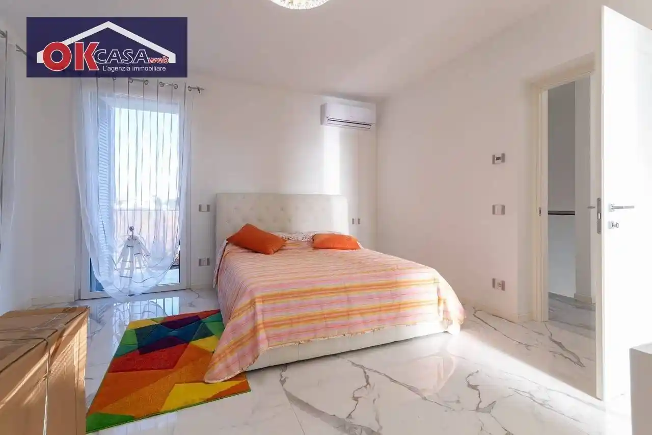 Palazzo - Edificio in vendita a Bussolengo