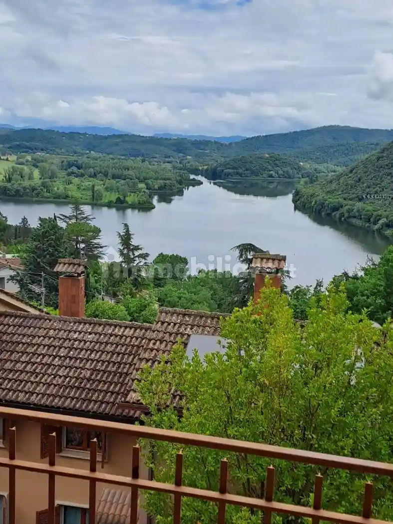 Villa in vendita a Terni