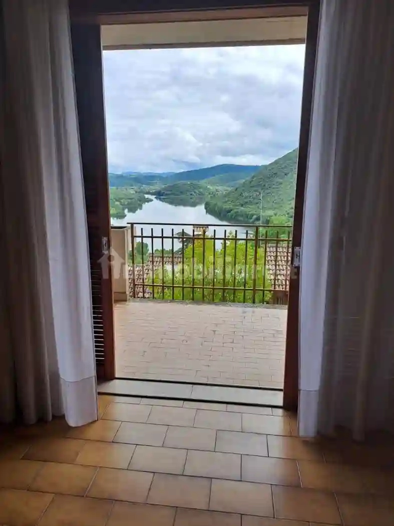 Villa unifamiliare via del Lago 47, Marmore - Piediluco, Terni - foto 4