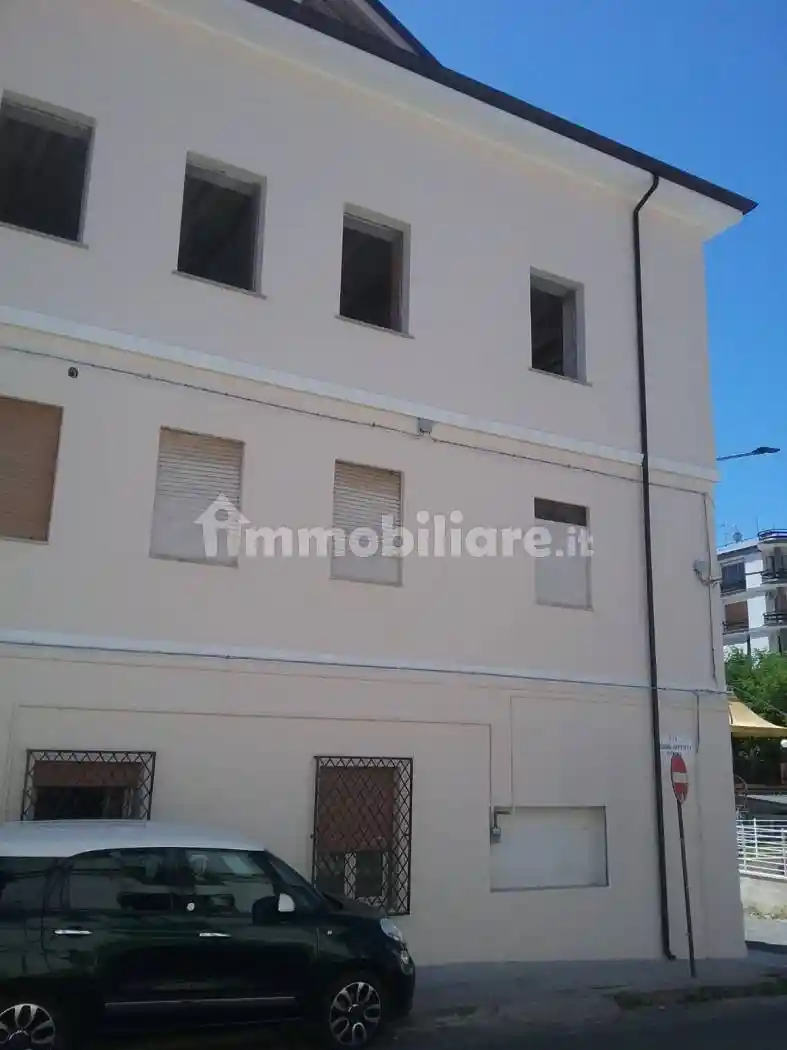 Appartamento via Vittorio Veneto 8, Centro, Castrovillari - foto 3