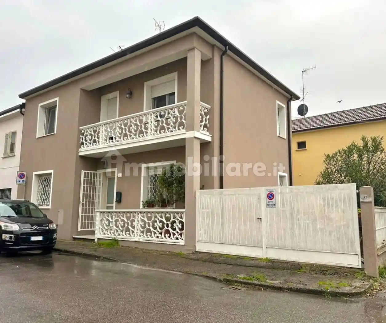 Villa in vendita a Ferrara