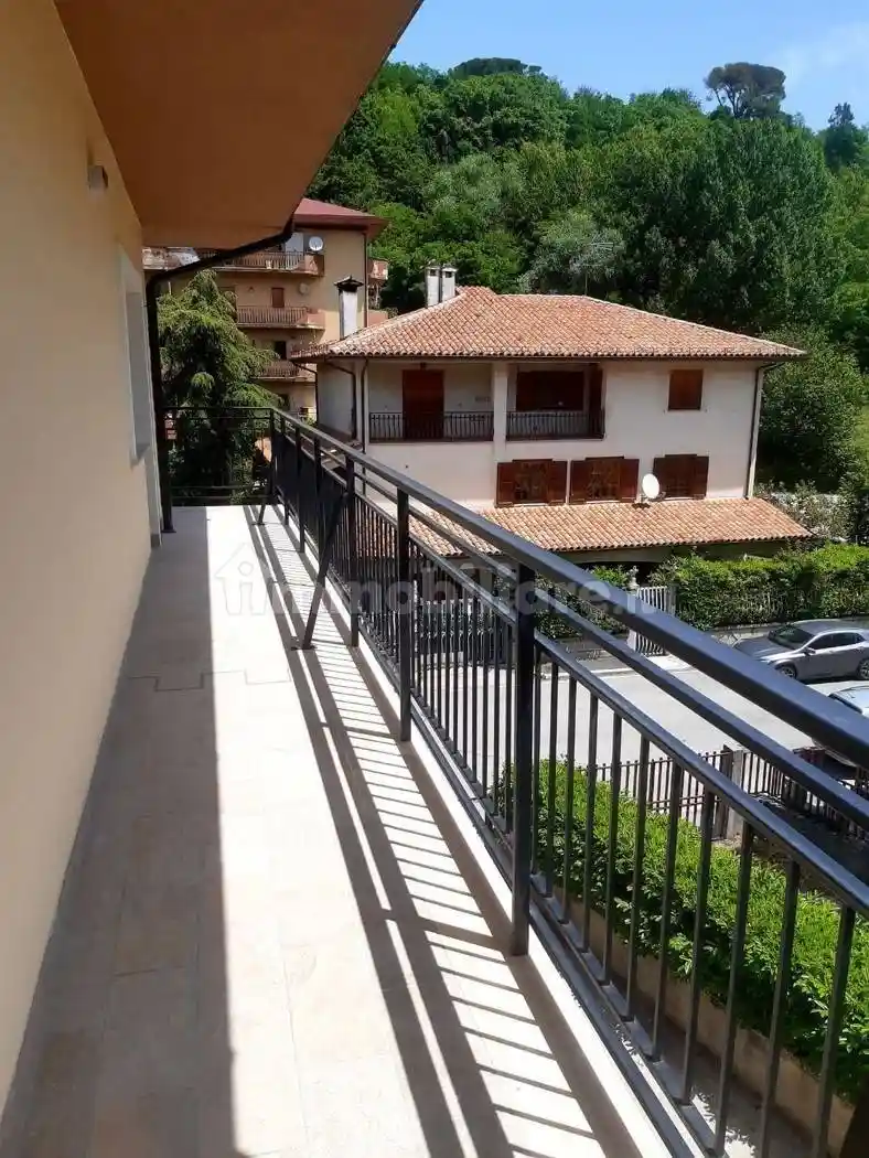 Appartamento via Orchidee, 32, Centro, Tagliacozzo - foto 5