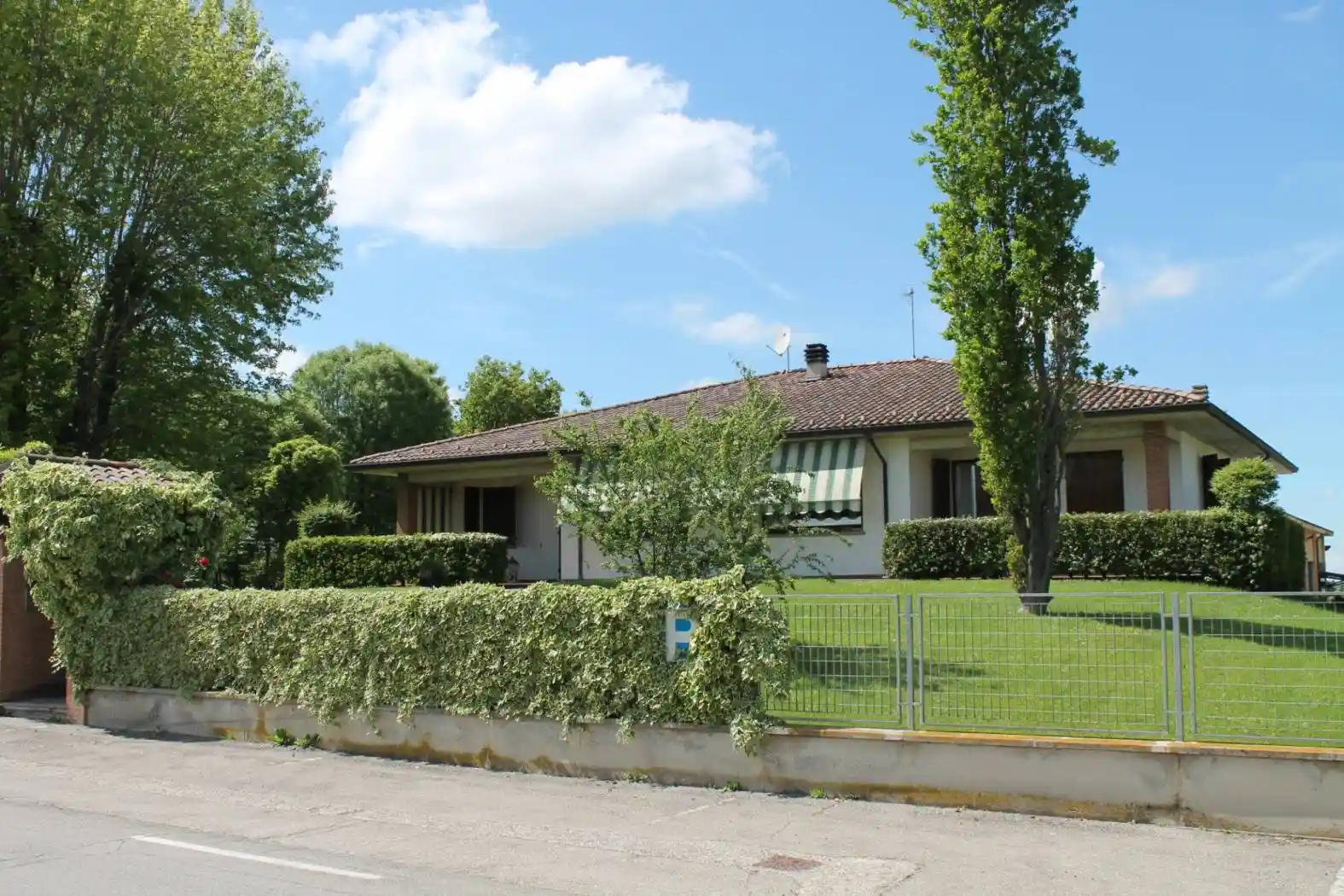 Villa in vendita a Traversetolo