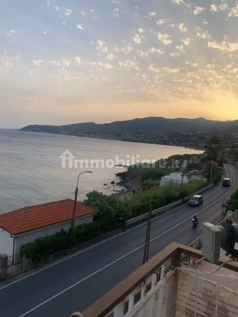 Appartamento in vendita a Sanremo