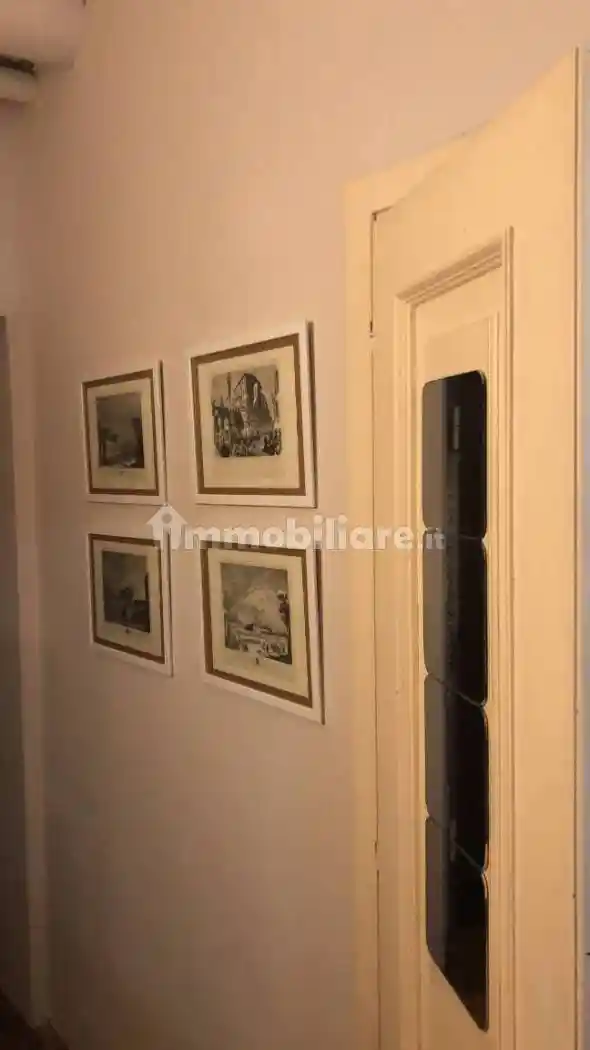 Bilocale via Lazzaro Palazzi 4, Porta Venezia, Milano - foto 2