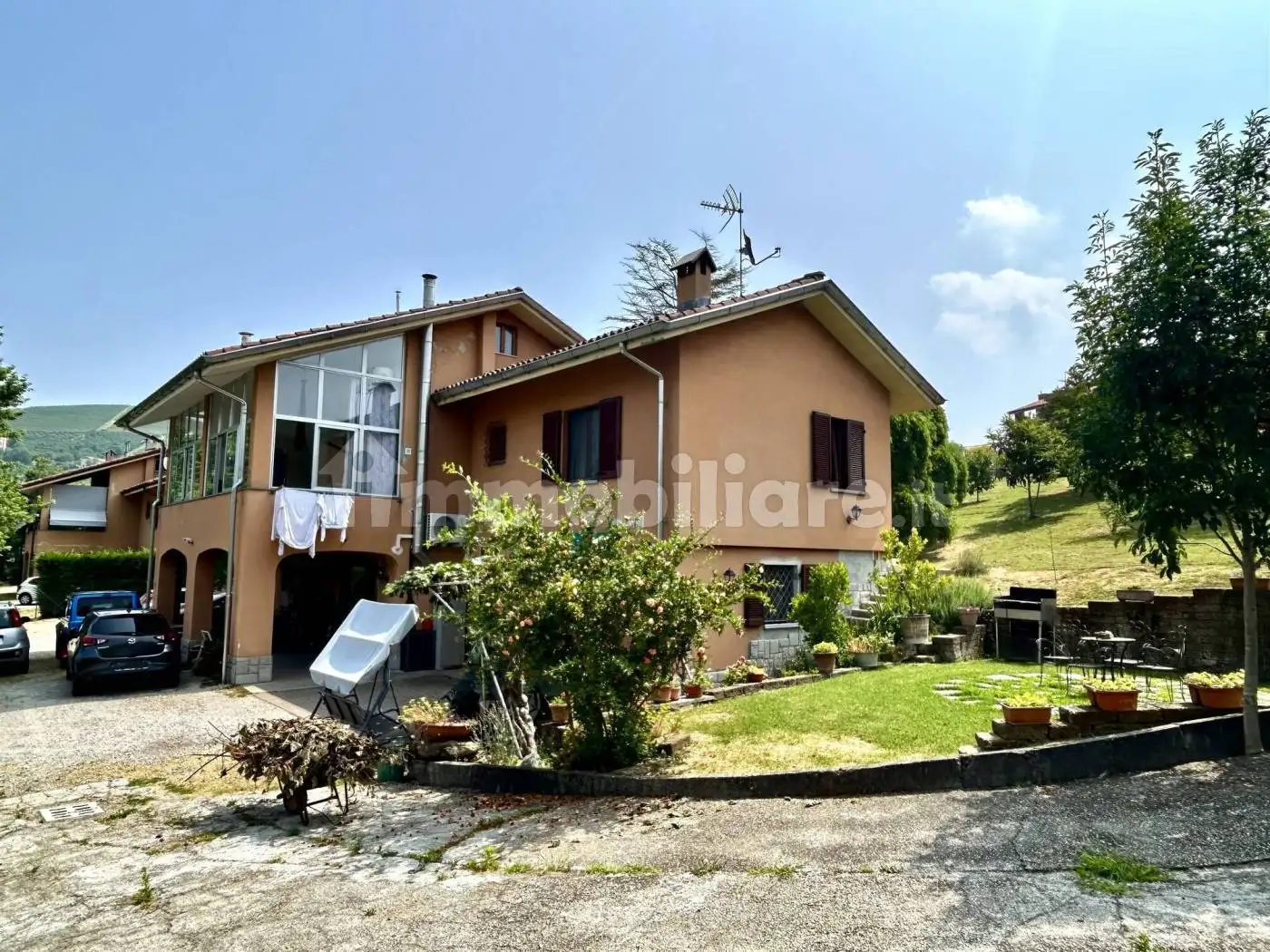 Villa in vendita a Rodello