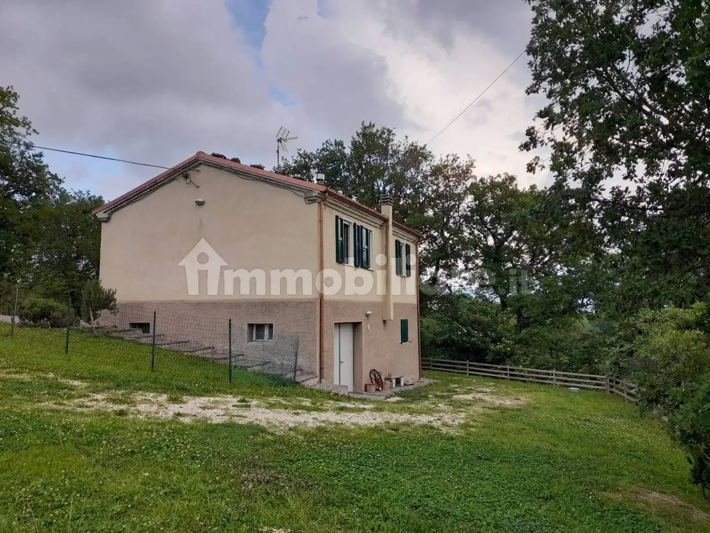 Villa in vendita a Fratte Rosa