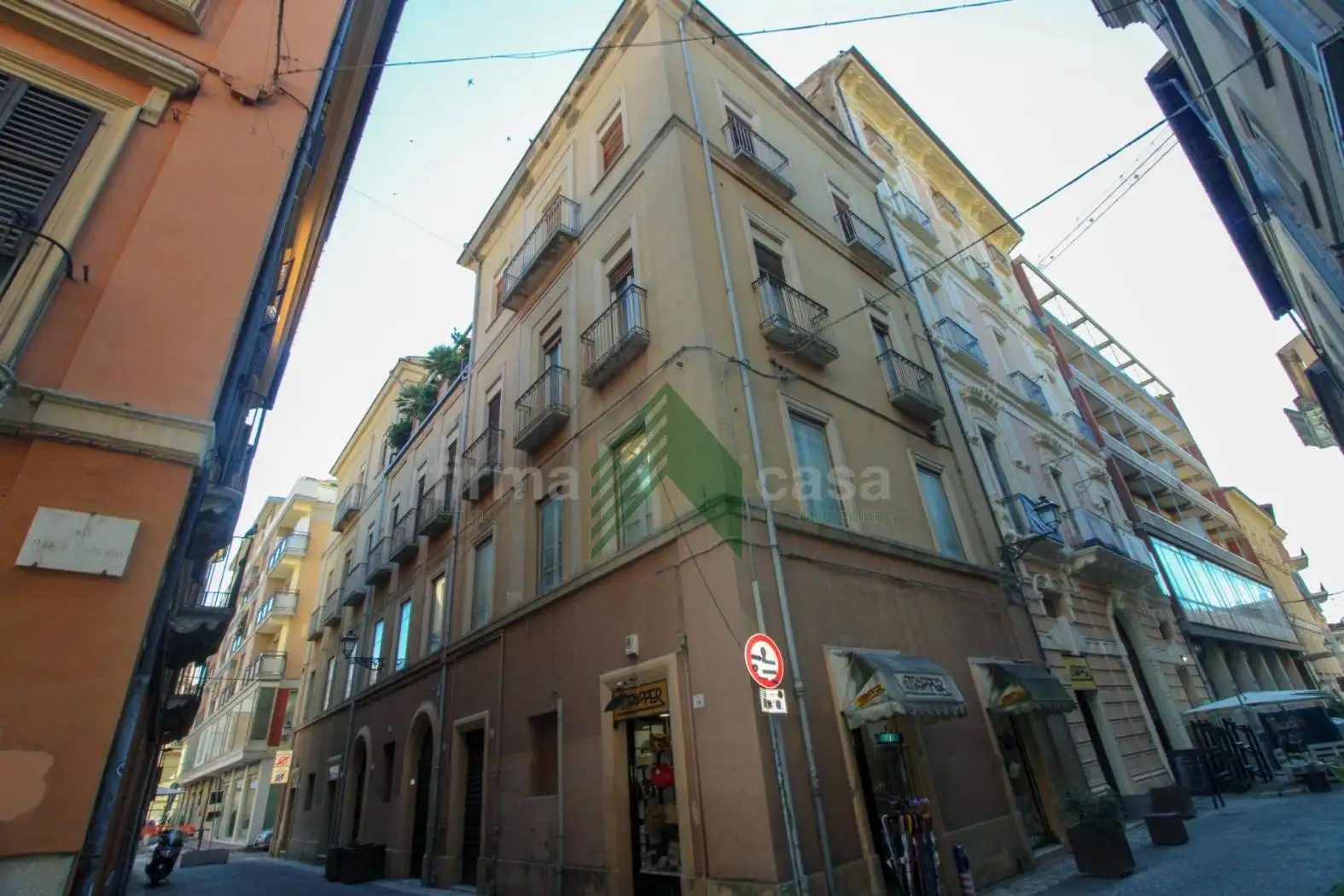 Palazzo - Edificio in vendita a Teramo