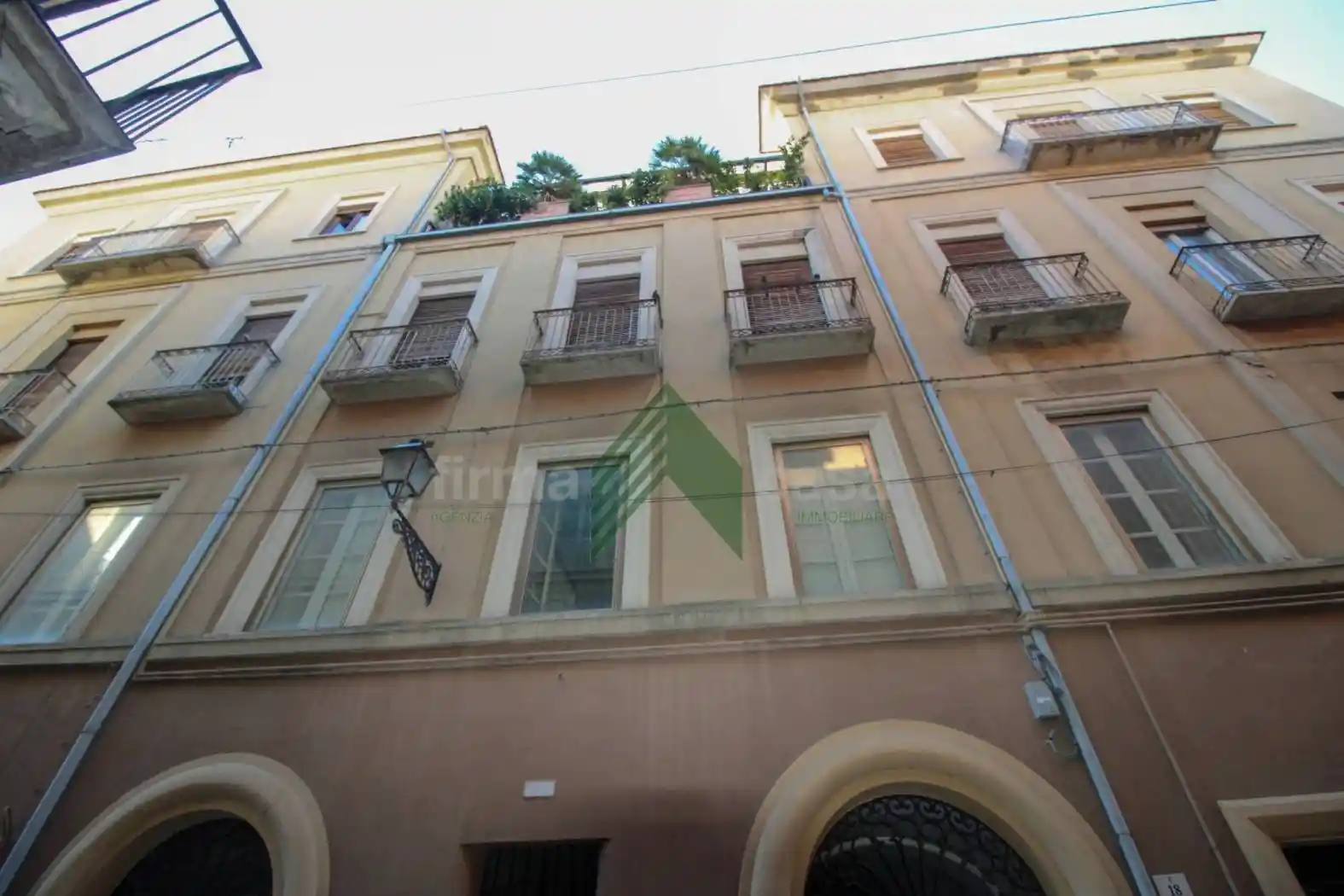 Palazzo - Edificio in Vendita - foto 2