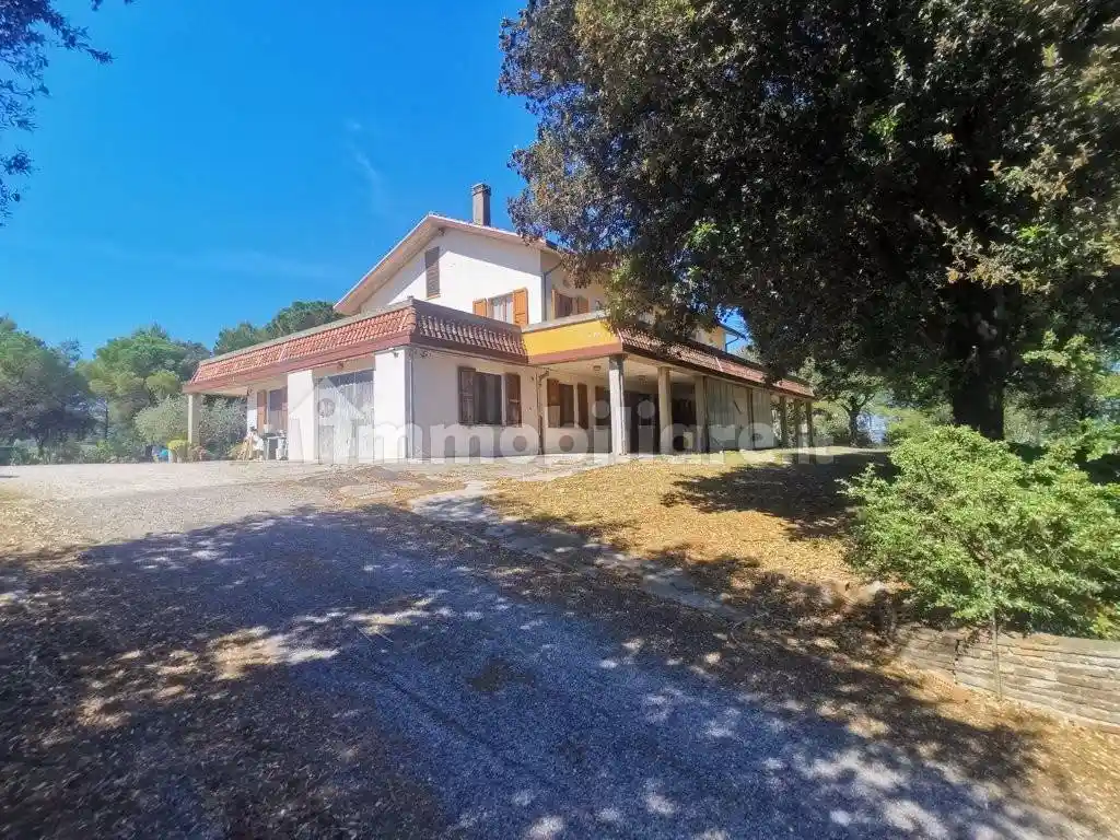 Villa in vendita a Pesaro
