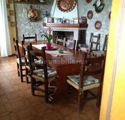 Villa in vendita a Serramazzoni