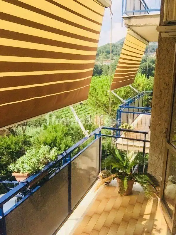 Appartamento in vendita a Salerno