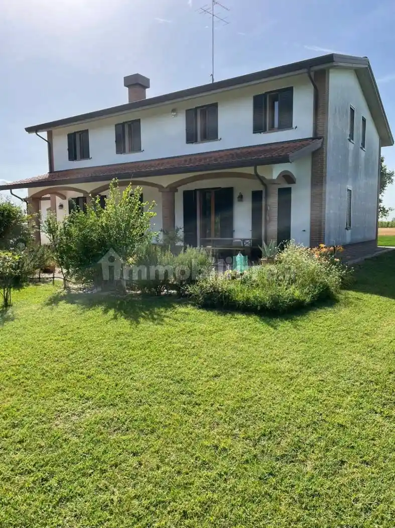 Villa in vendita a Cotignola