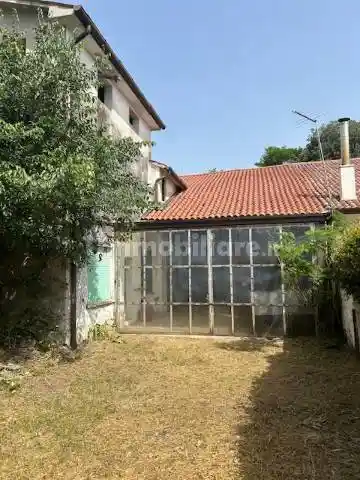 Casa indipendente in vendita a Loria