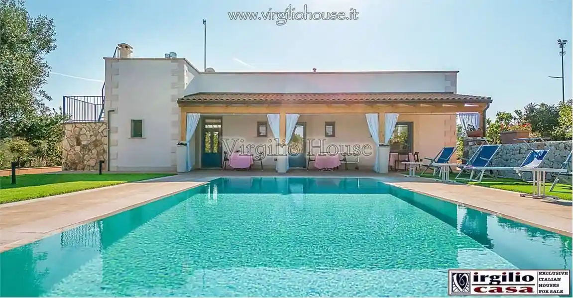 Rustico - Casale in vendita a Ceglie Messapica