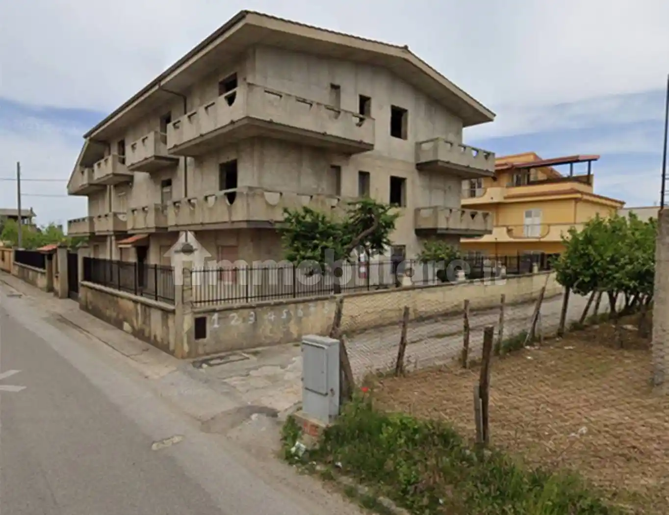 Palazzo - Edificio in Vendita - foto 2