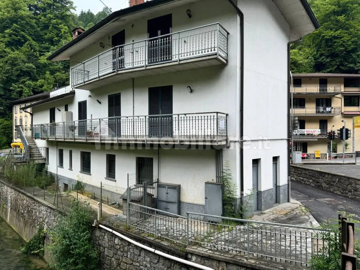 Appartamento in vendita a Algua