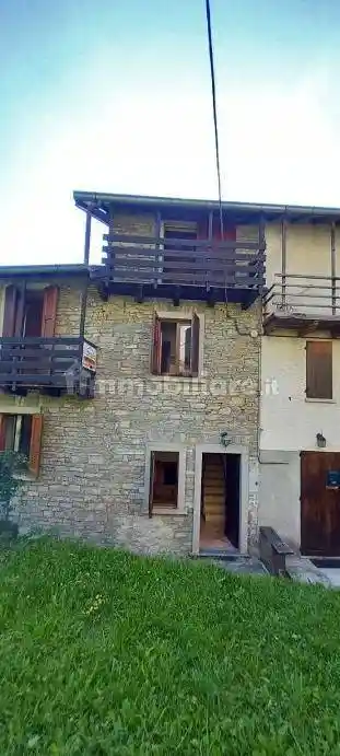 Villa a schiera via Grumello 4, Brancilione, Corna Imagna - foto 2