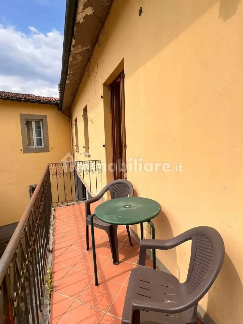 Quadrilocale via del Sasso 6, Centro, Barga