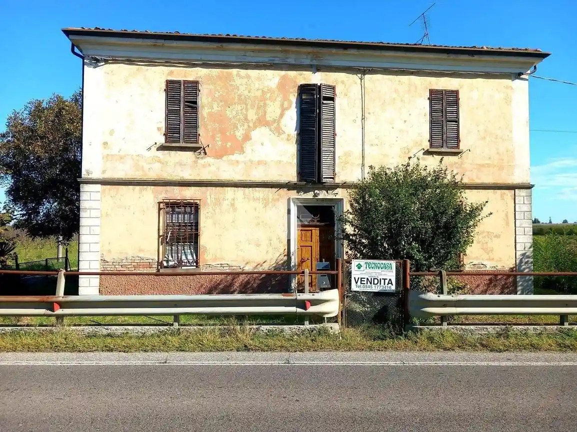 Casa indipendente in vendita a Bagnacavallo