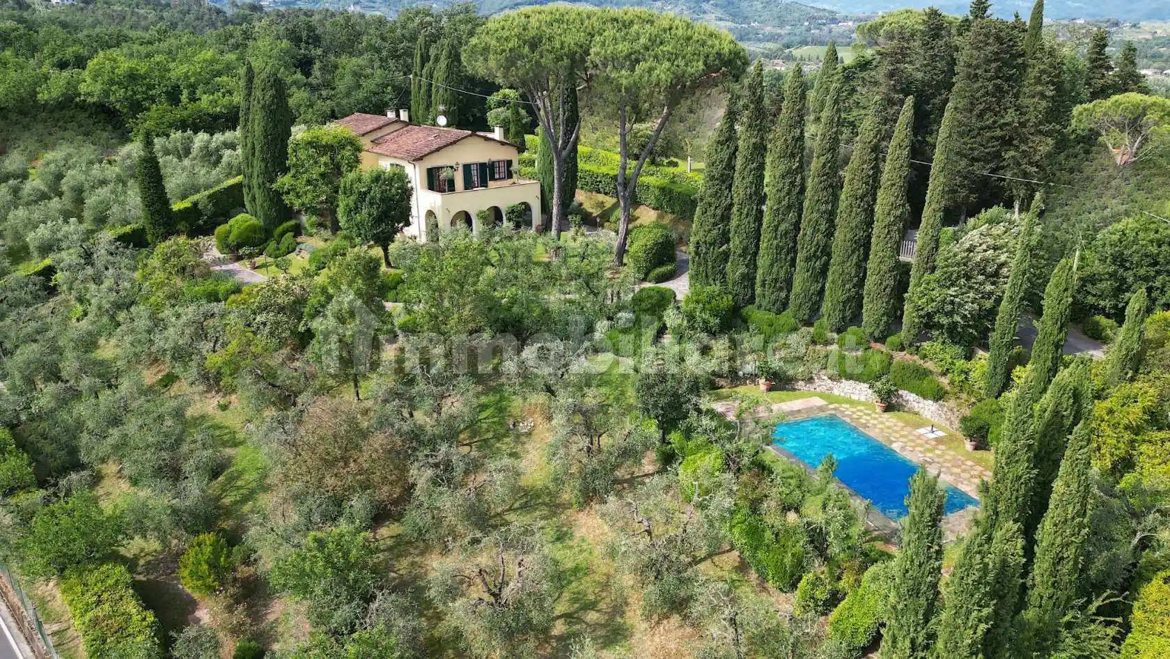 Villa in vendita a Lucca