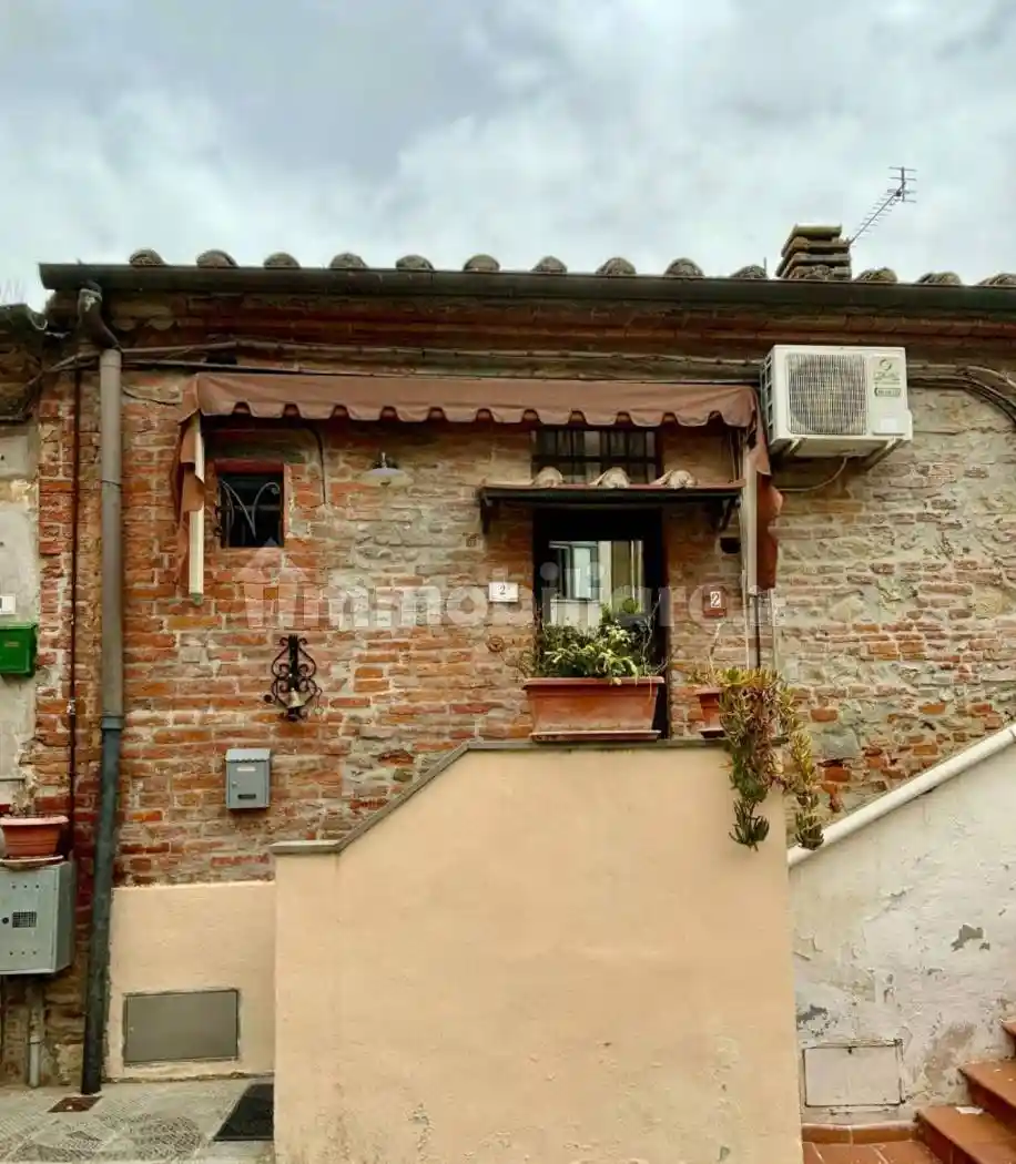 Appartamento in vendita a Peccioli