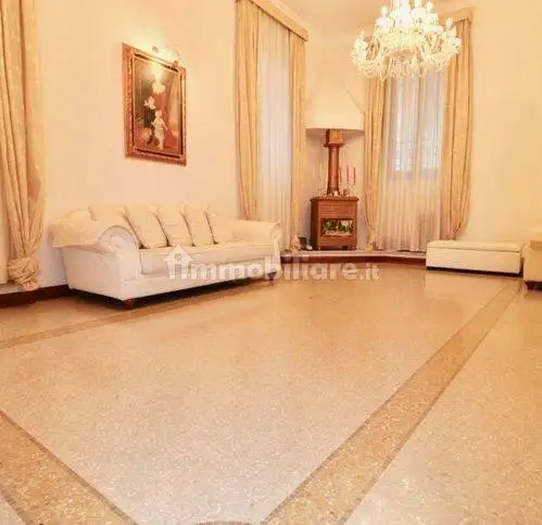 Villa in vendita a Forlì