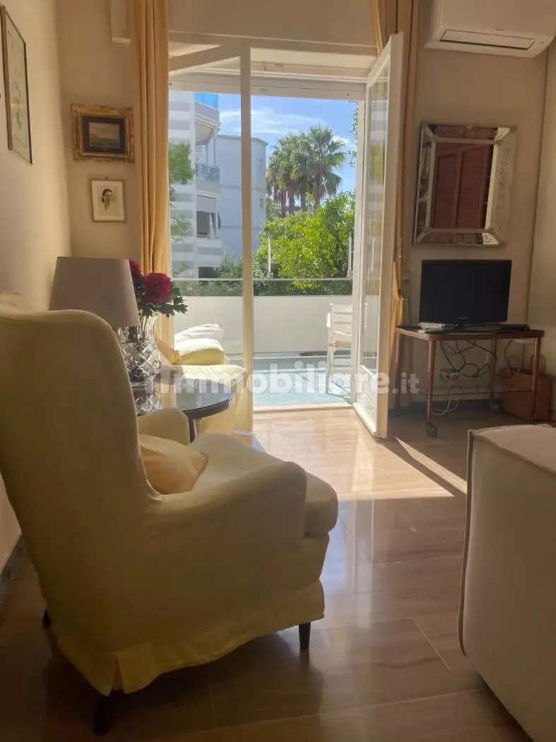 Appartamento in affitto a Bordighera